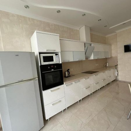 Sea View Kadorr Suite Odessa Ngoại thất bức ảnh